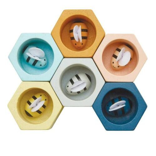 ABEJAS EN LA COLMENA DE PLANTOYS