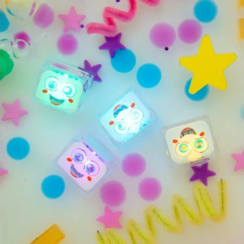 SET CUBOS MULTICOLOR CON LUZ 4 UNIDADES PARTY LIGHT GLO PALS